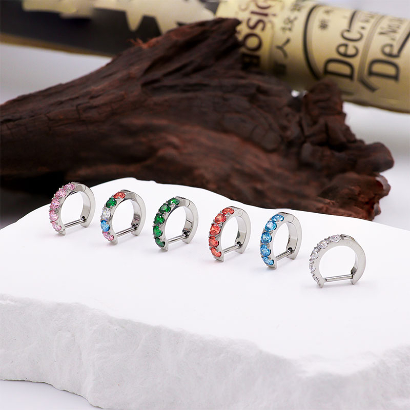 Kolczyk na chrząstkę ucha z ty – Body Jewelry Implant Grade Titanium recenzja i cena